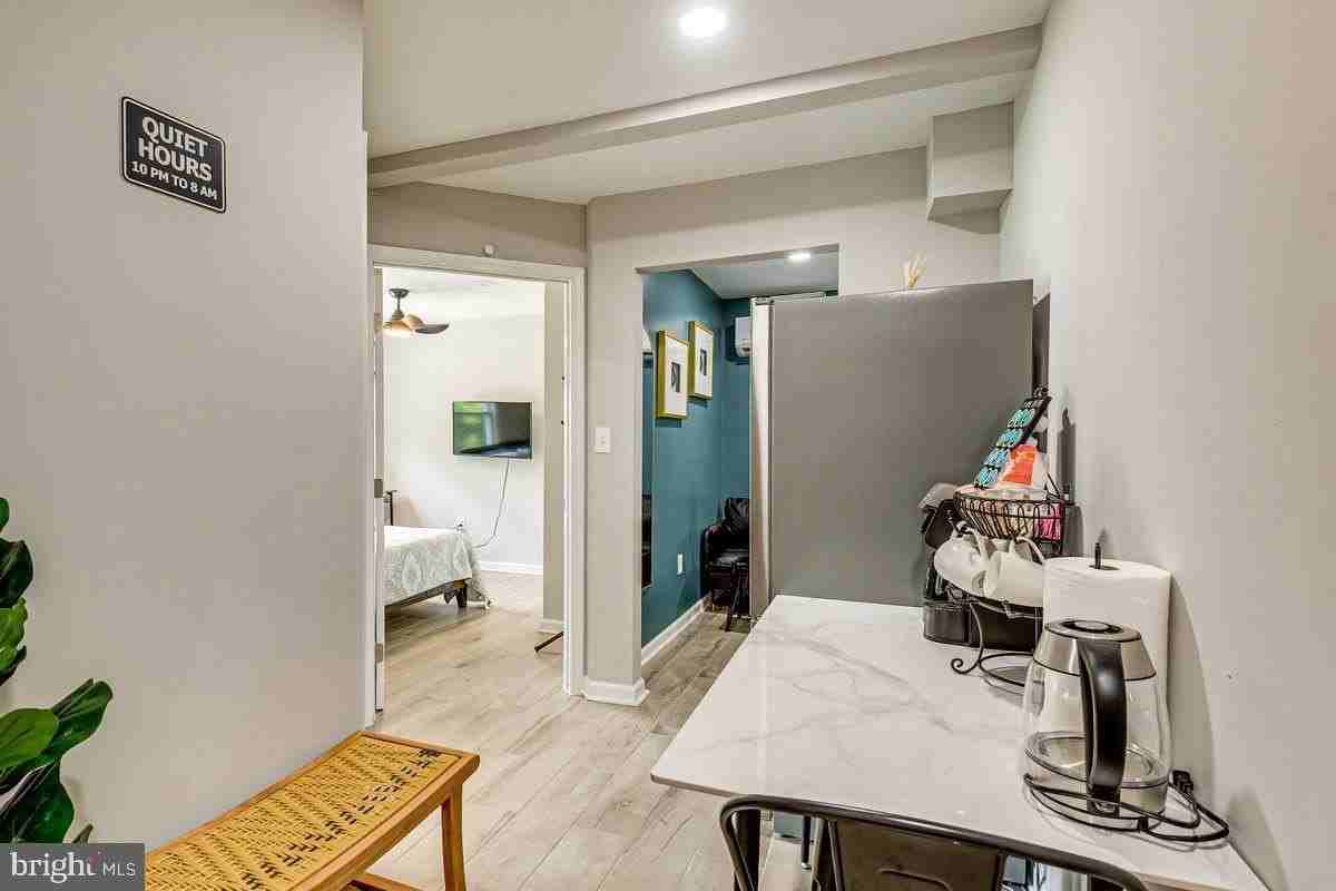 6604 Oak St #C - Photo 5 of 13