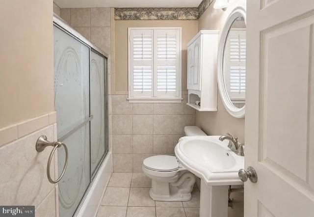 4114 Skyline Dr - Photo 4 of 17