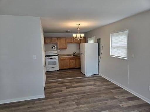 2602 Lakehurst Ave - Photo 4 of 12