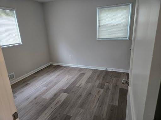 2602 Lakehurst Ave - Photo 6 of 12