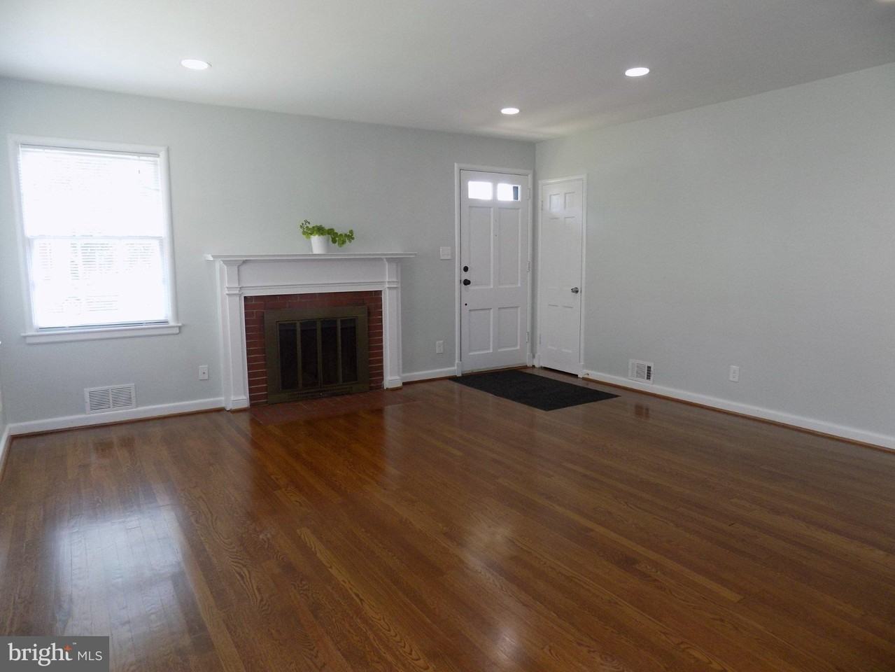 138 S Abingdon St - Photo 2 of 35