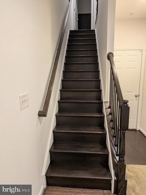 126 Cambria Walk - Photo 2 of 19