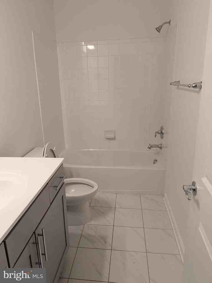 126 Cambria Walk - Photo 5 of 19