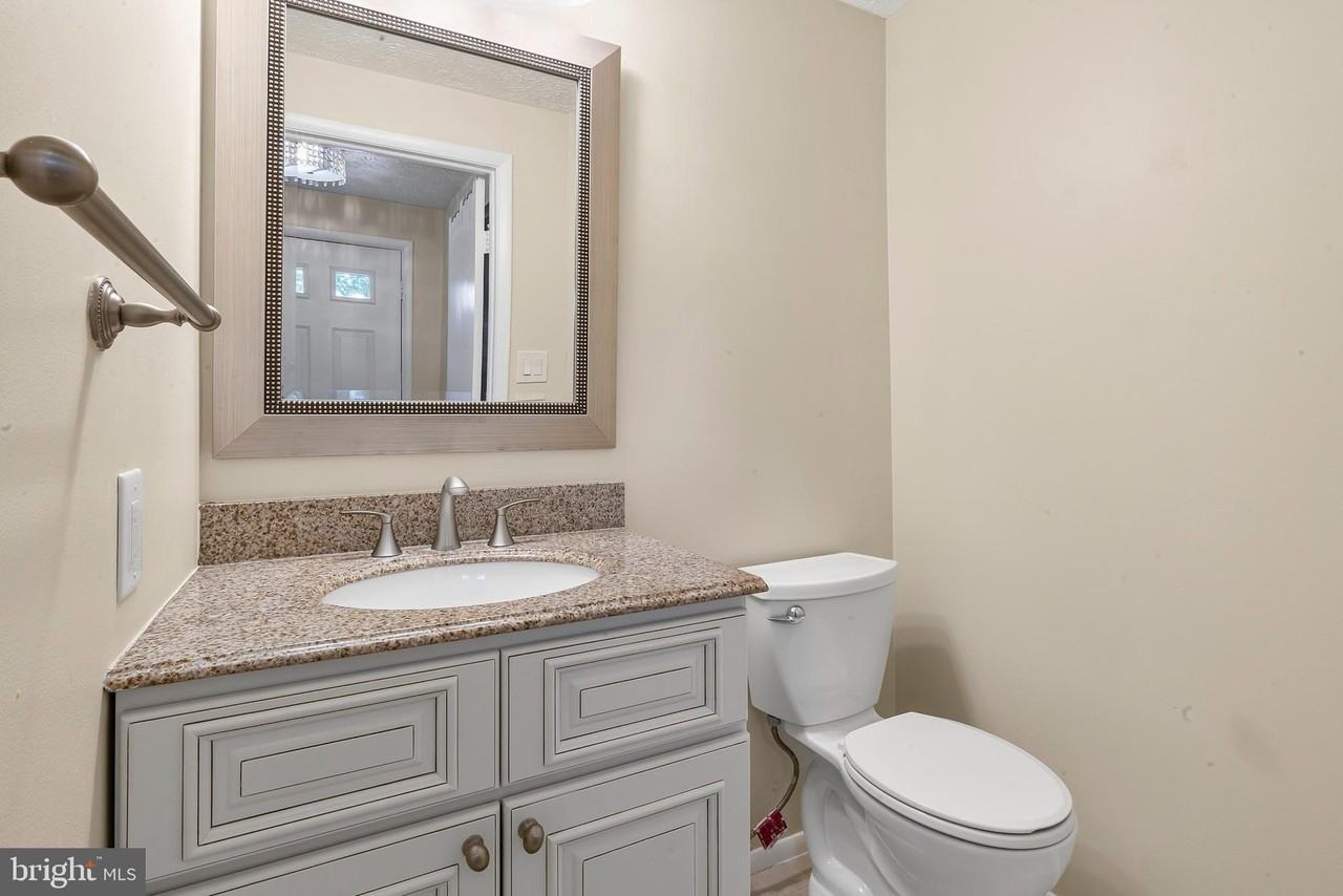 7973 Tyson Oaks Cir - Photo 7 of 50