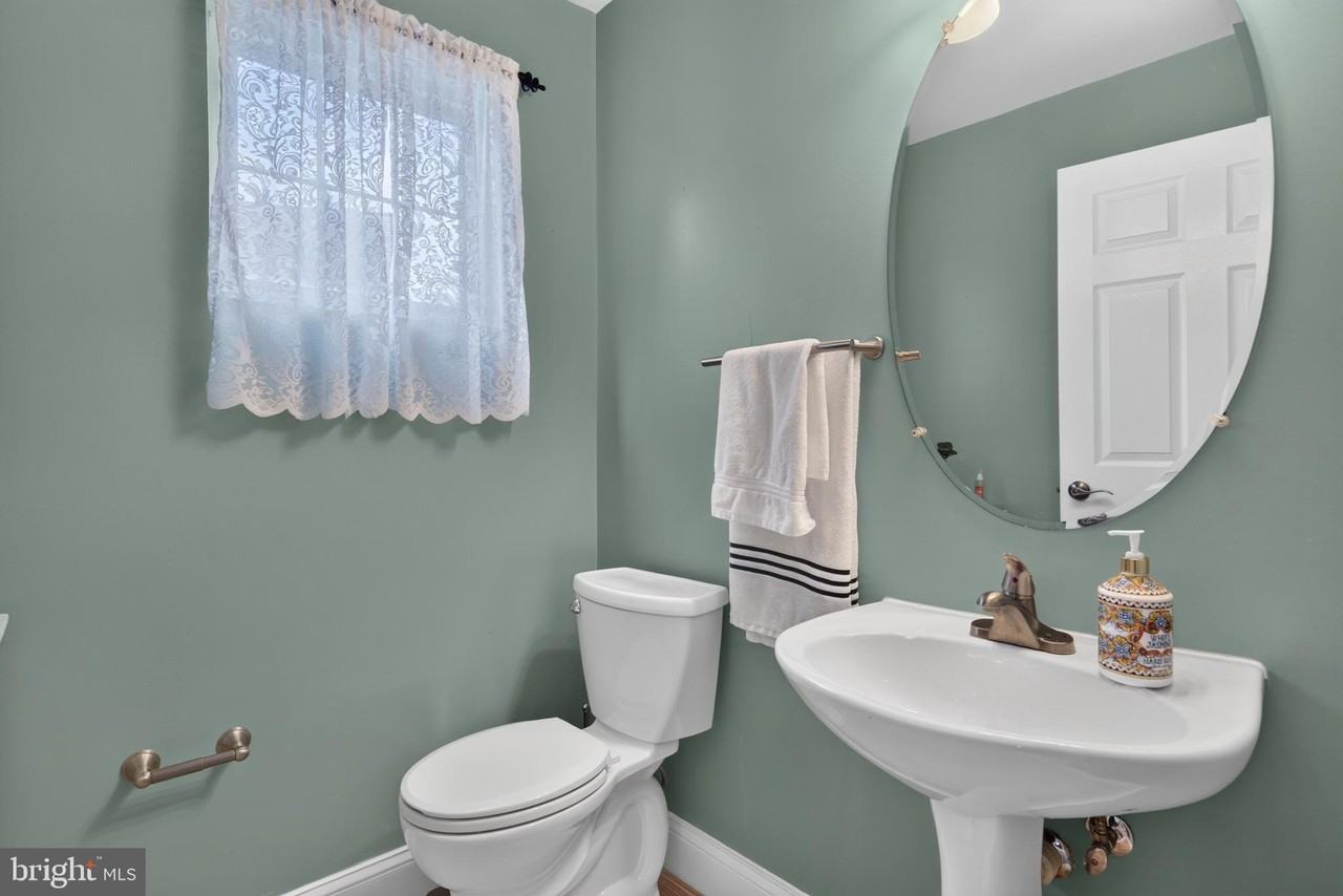 6607 Thackwell Way #2203 - Photo 7 of 44