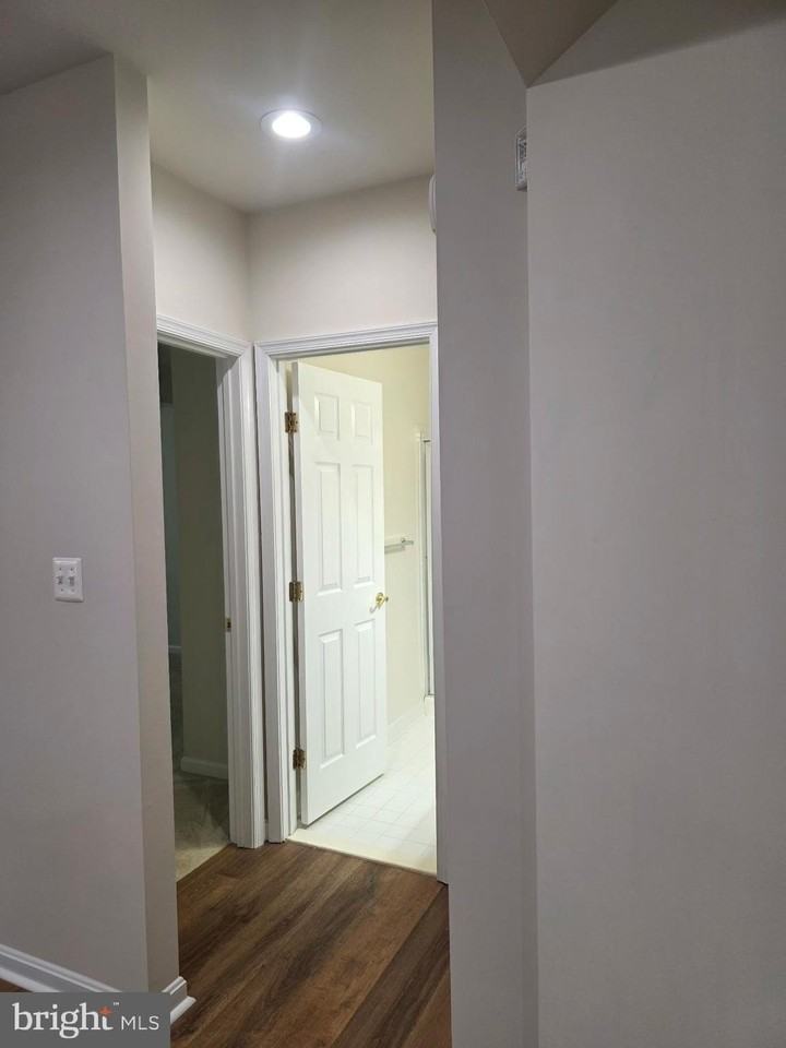 2692 Cast Off Loop #BS - Photo 6 of 14