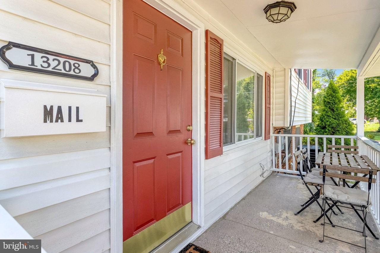 13208 Aldrin St - Photo 5 of 26