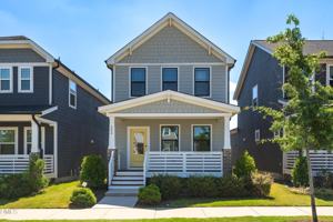 featured image of 682 Vine Pkwy