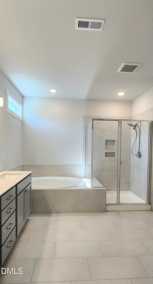 190 Salem Village Dr - Photo 5 of 7