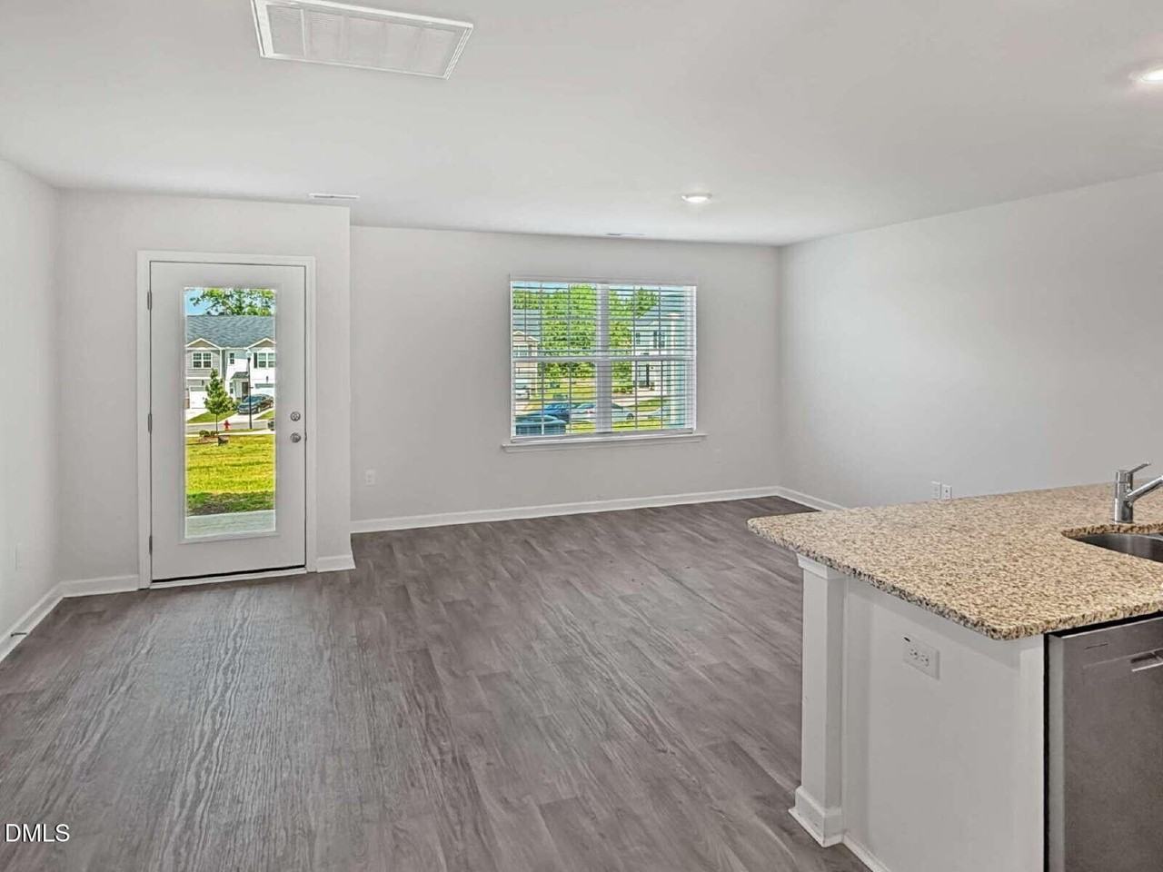 3307 Alibird Ln - Photo 5 of 24