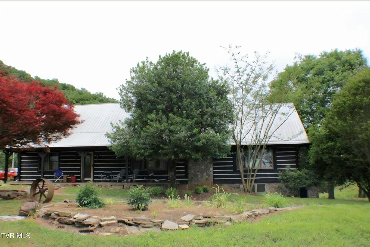 1524 Burem Rd - Photo 7 of 46