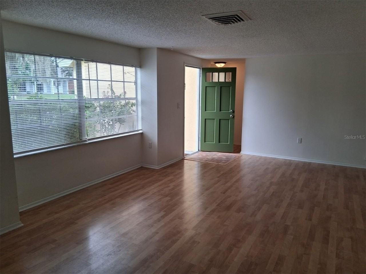 12406 Weatherstone Row - Photo 6 of 13