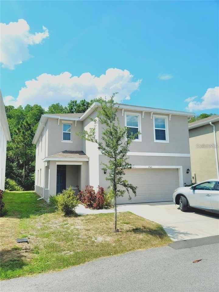 7545 Cypress Walk Dr