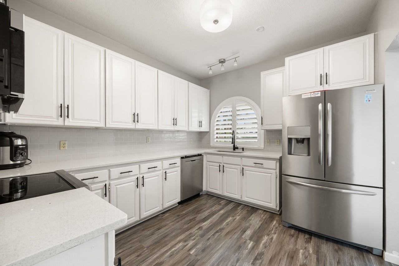 2016 Falcon Ridge Dr #B - Photo 5 of 11