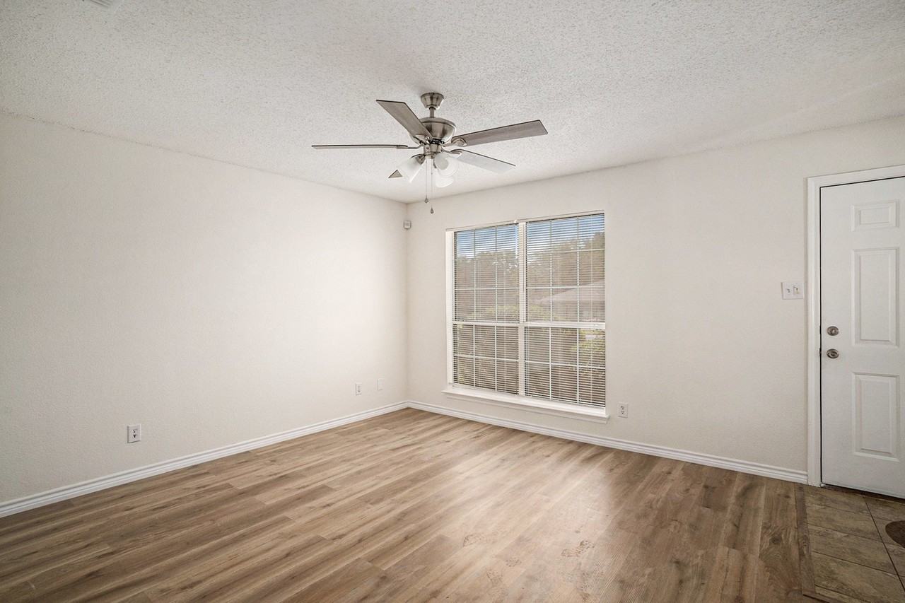 602 Mcanear St - Photo 5 of 27