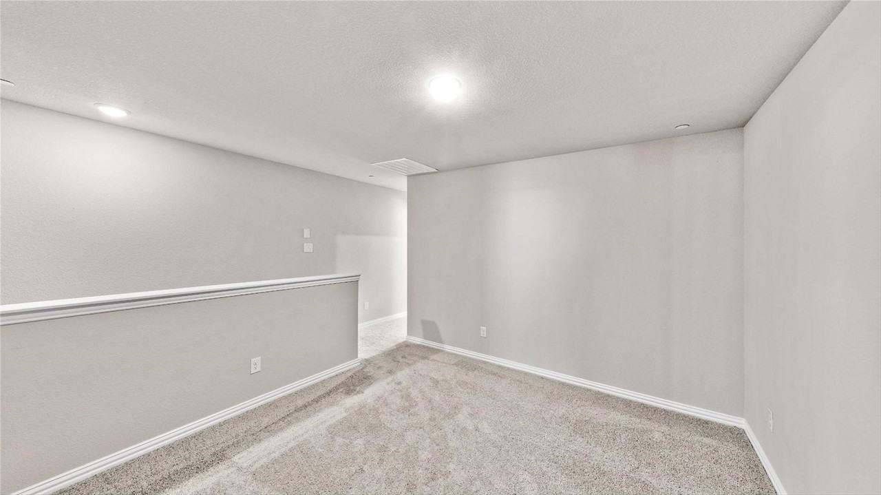 3716 Paradise Way - Photo 7 of 18