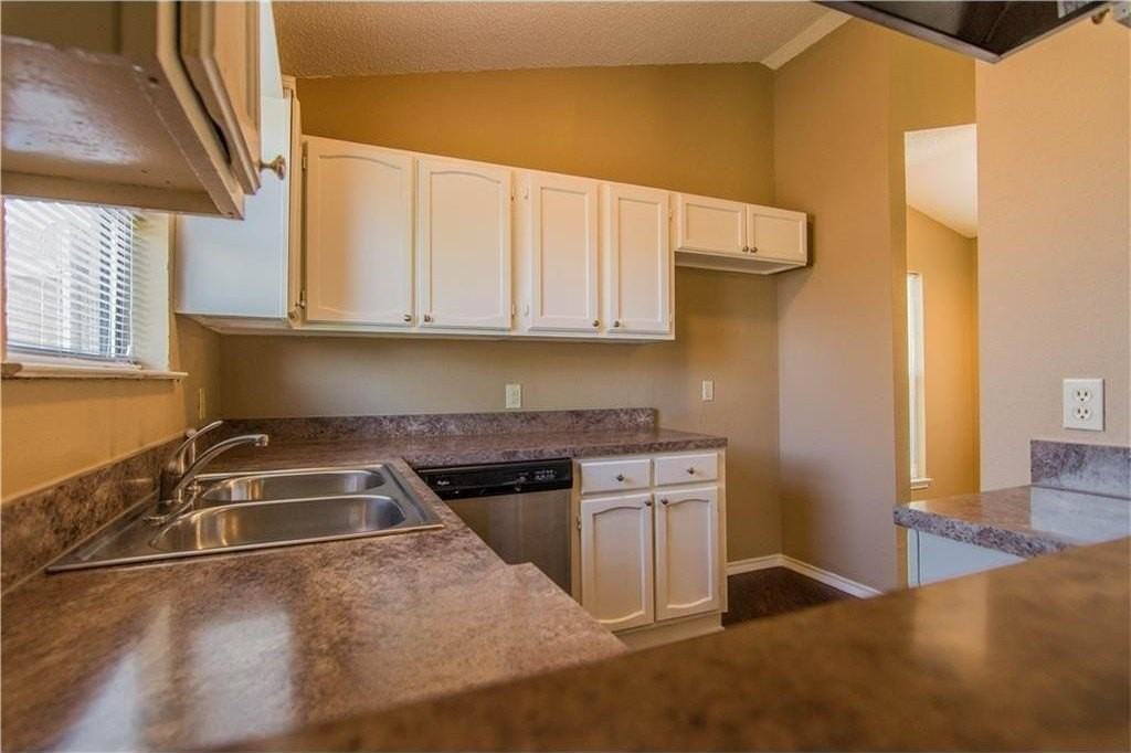 1080 W Hills Ter - Photo 7 of 17