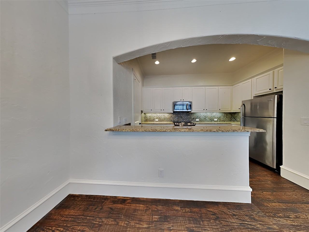1537 Sienna Ct - Photo 5 of 21