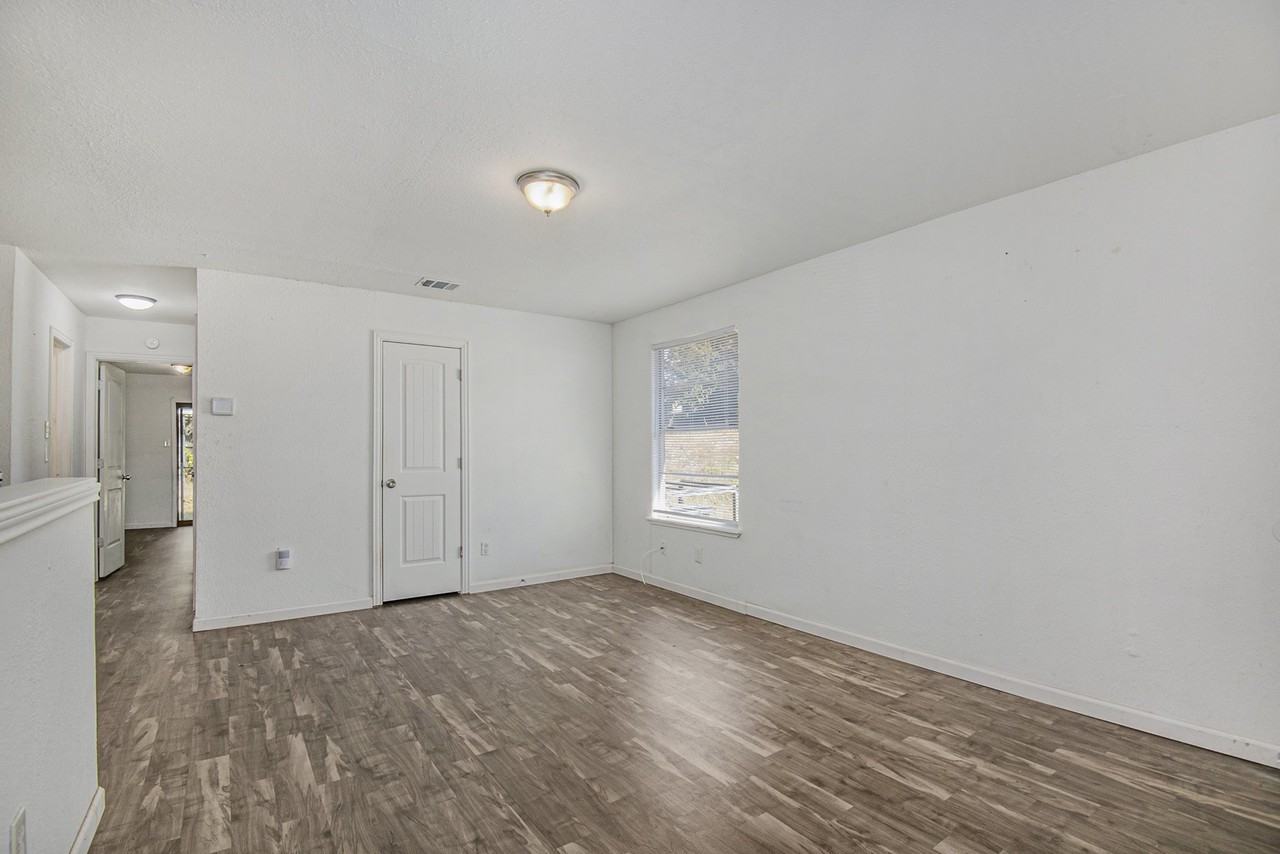 6000 Calloway Ct - Photo 5 of 24