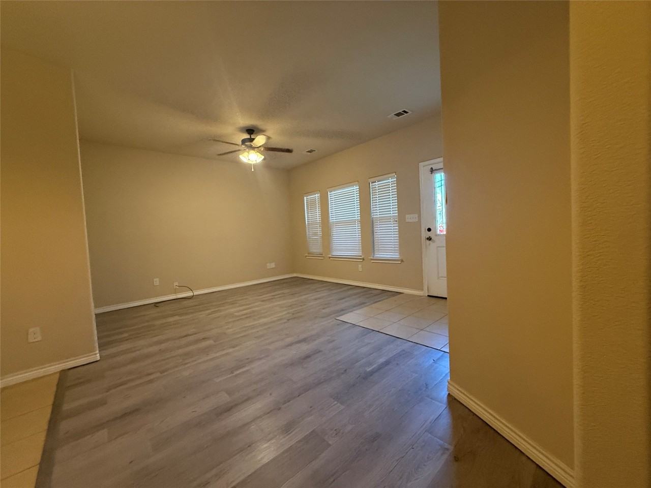 214 N Ricketts St - Photo 2 of 11