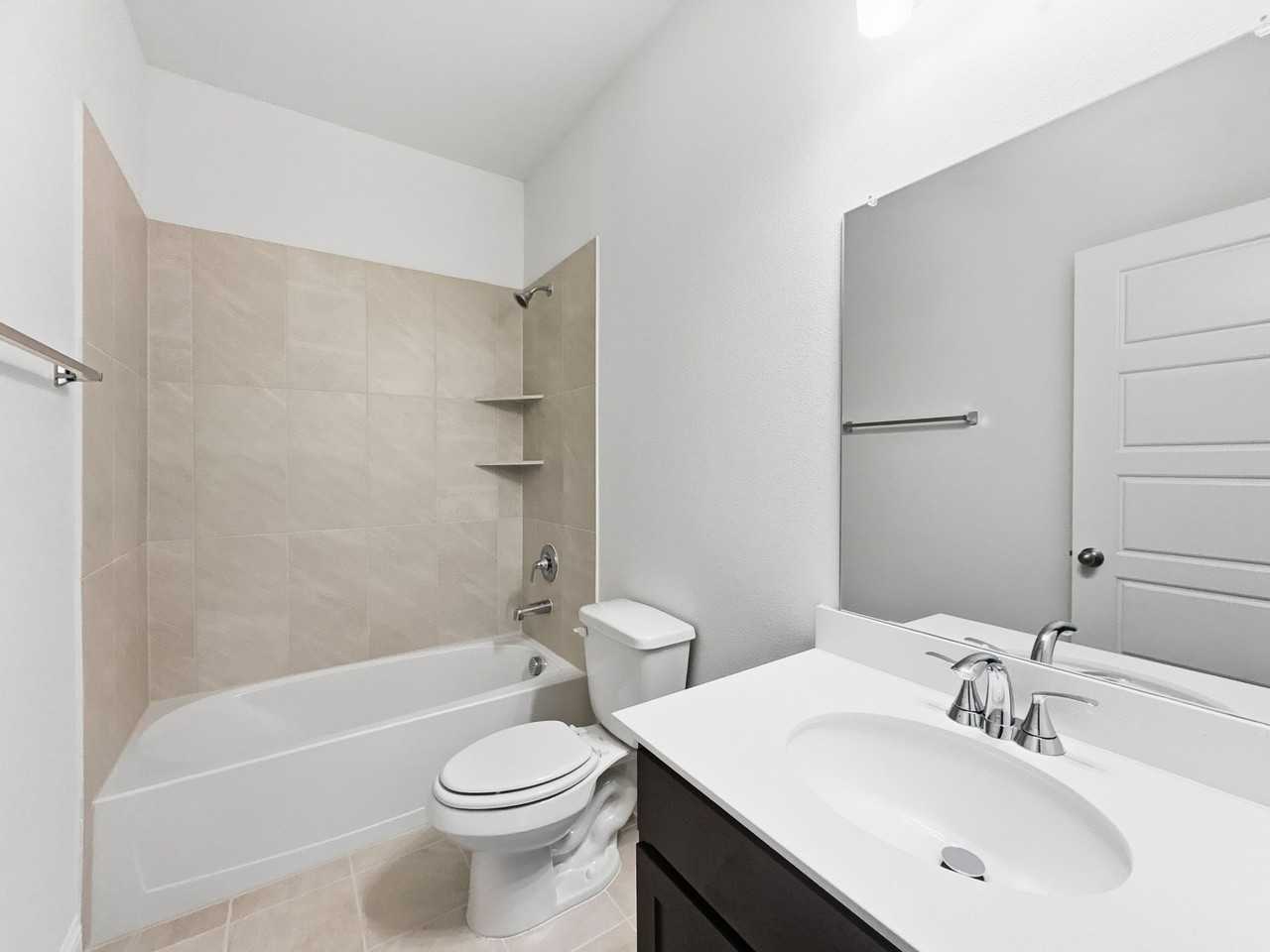 622 Saxony Dr - Photo 5 of 23