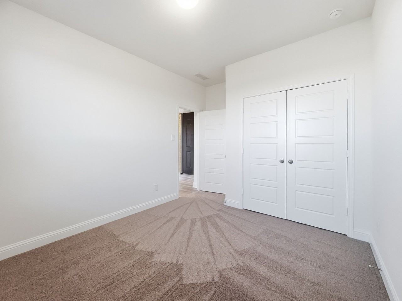 622 Saxony Dr - Photo 7 of 23