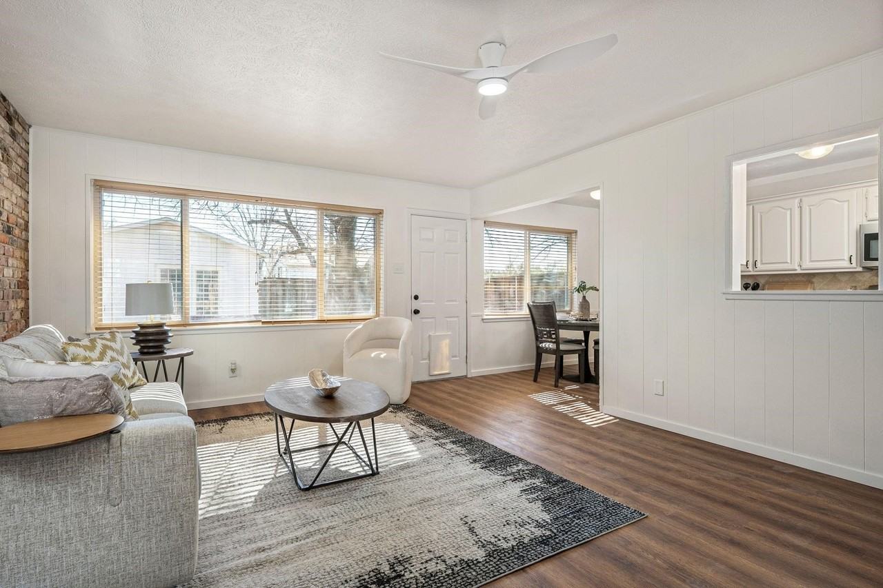 723 Kindred Ln - Photo 5 of 16