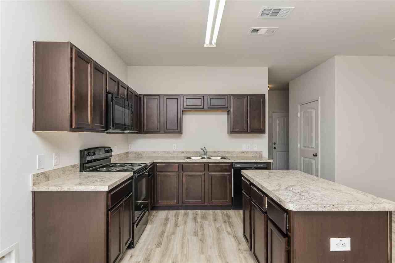 2804 Redhead Pl - Photo 7 of 16
