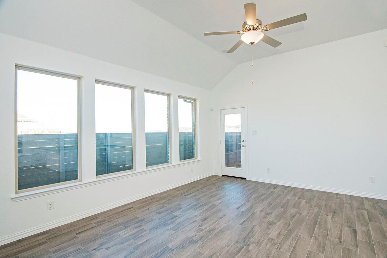 816 Trailside Ln - Photo 5 of 38