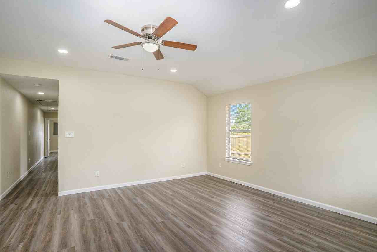 2200 Brookes St #A - Photo 3 of 15
