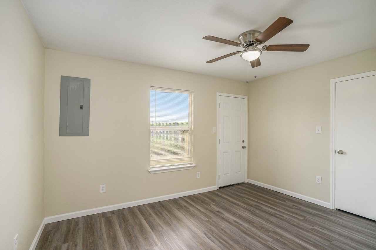 2200 Brookes St #A - Photo 7 of 15