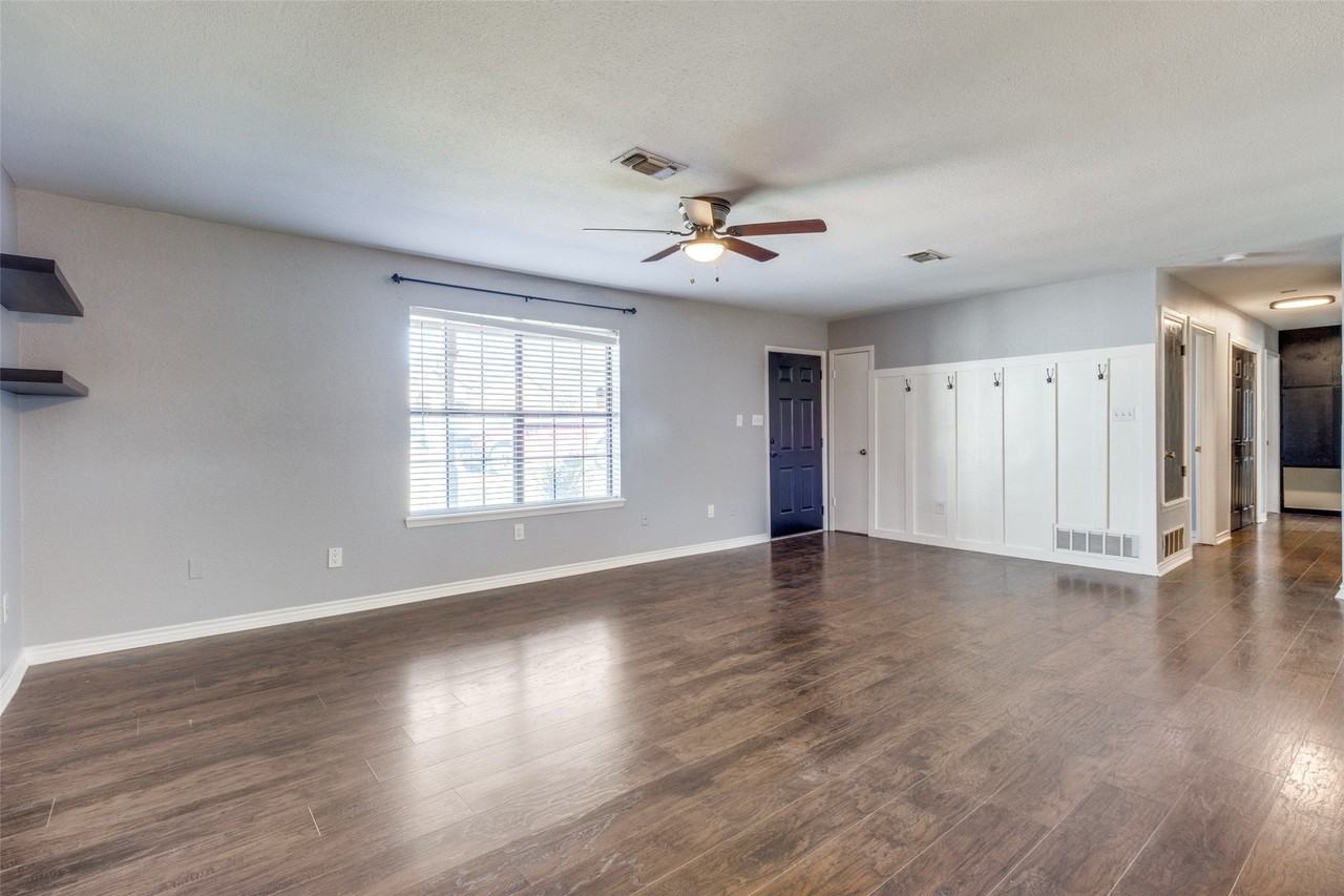 311 W Fern St - Photo 2 of 13