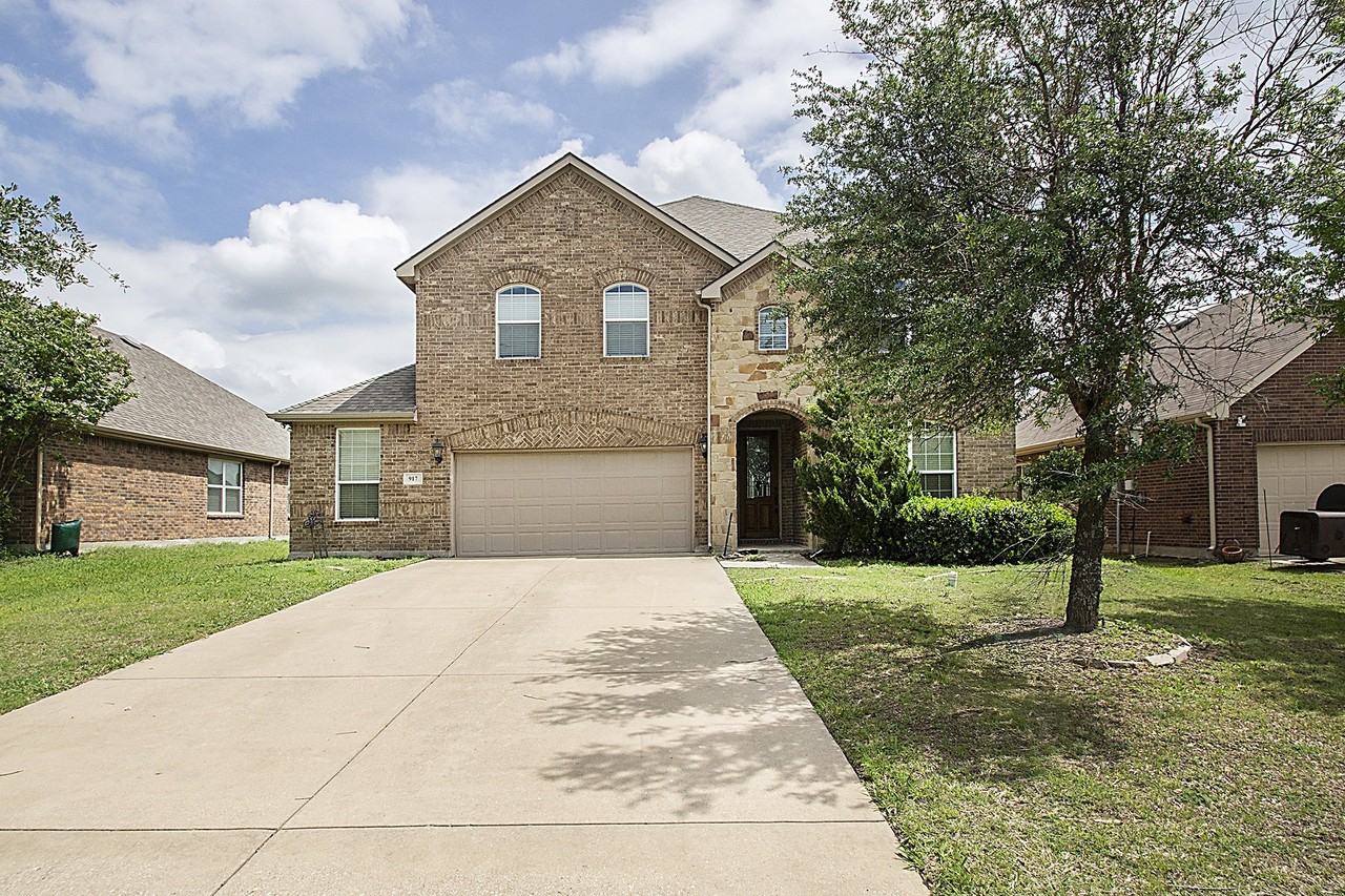 917 Swan Ridge Dr