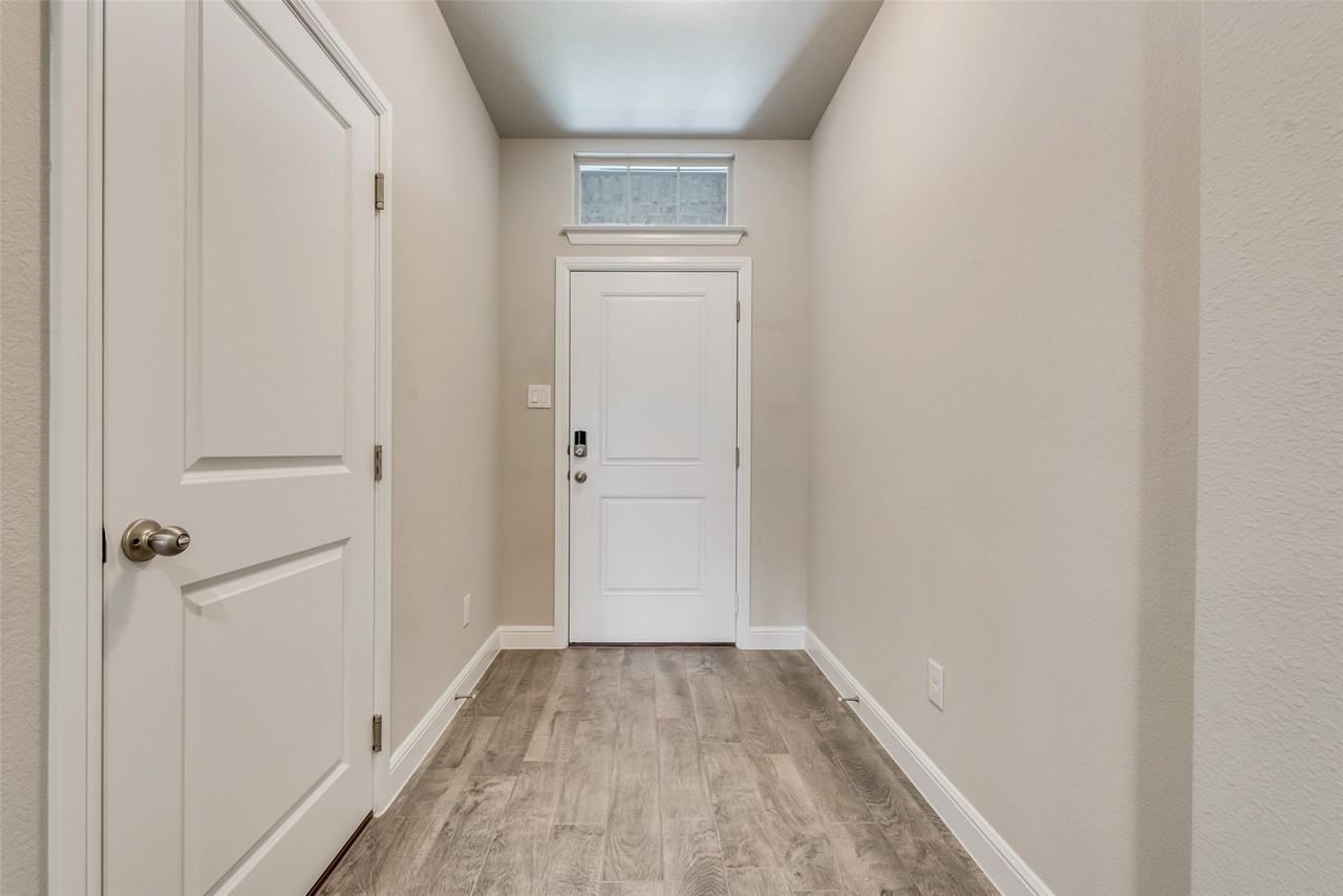 14532 Caelum Dr - Photo 3 of 16