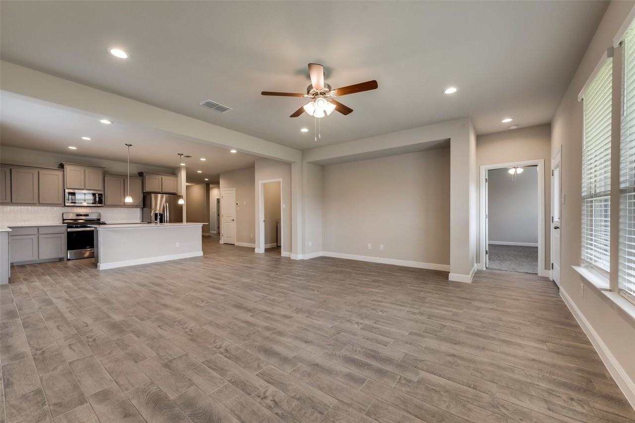 14532 Caelum Dr - Photo 6 of 16