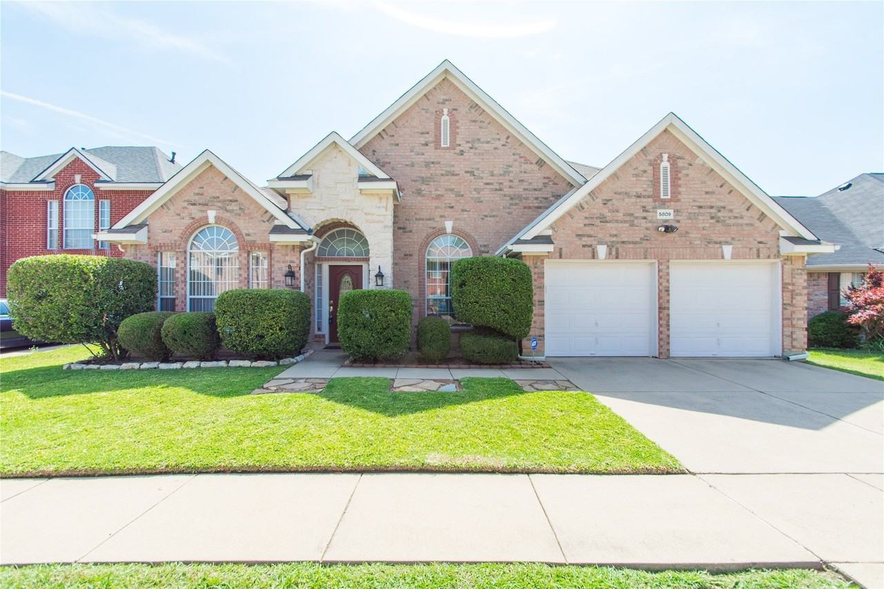 5809 Coldsworth Ct
