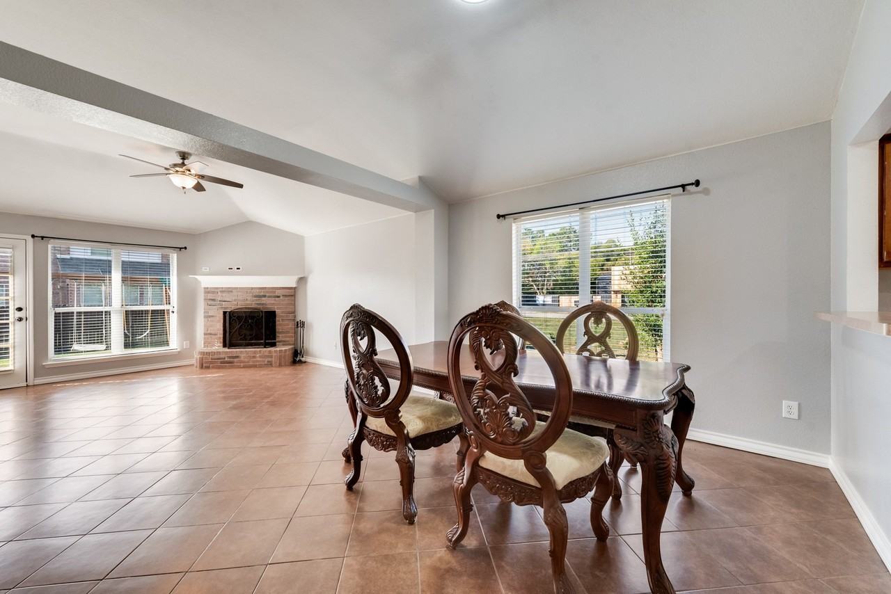 784 Tranquility Ln - Photo 7 of 22
