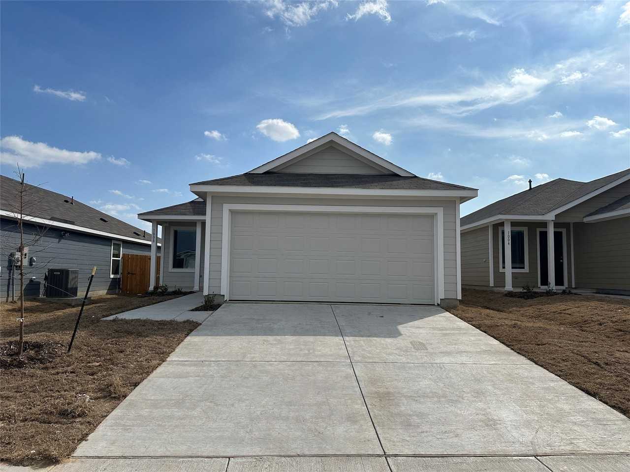 1008 Mountain Laurel Rd - Photo 2 of 21