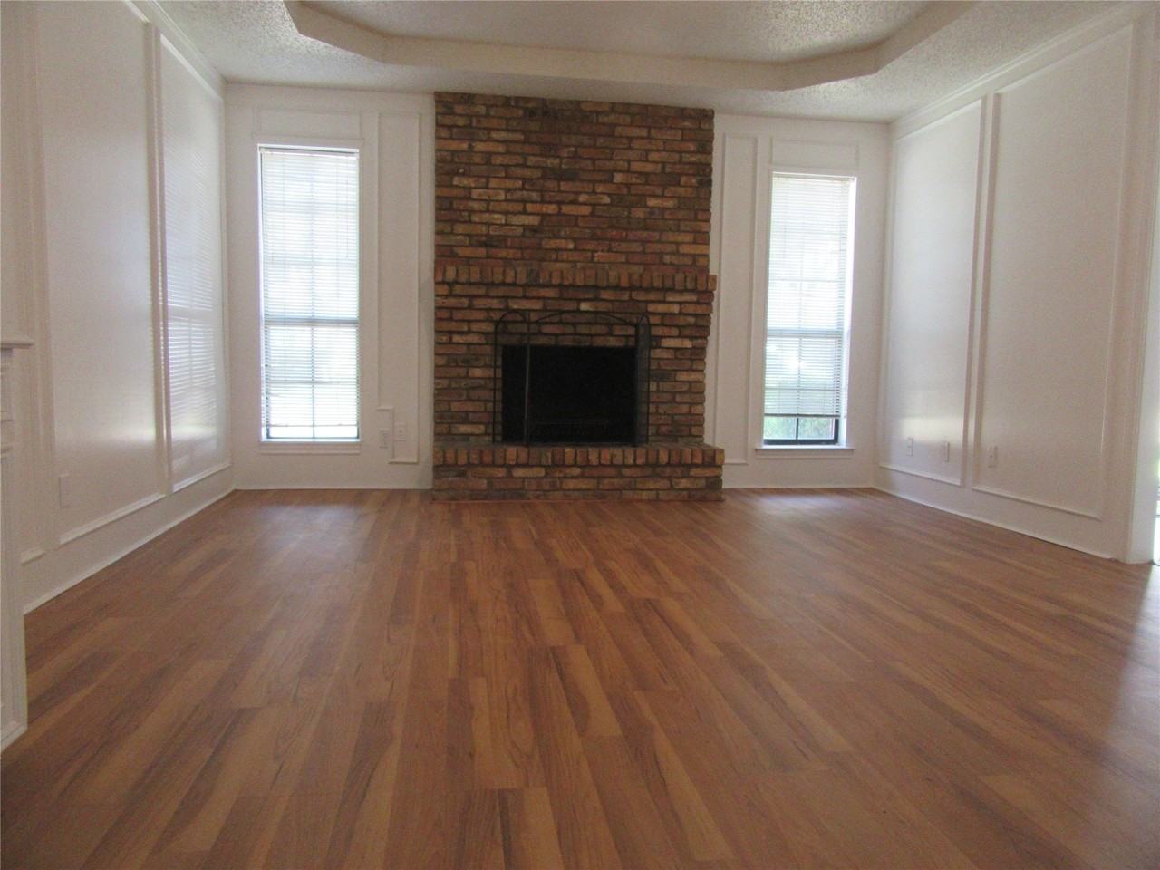 808 Woodway Ln - Photo 4 of 15