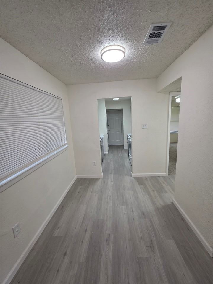 1614 Windsong Ln - Photo 7 of 7