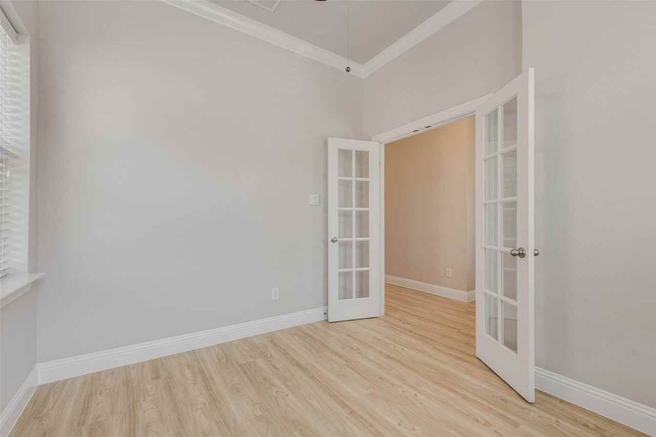 3405 Marie Dr - Photo 7 of 25