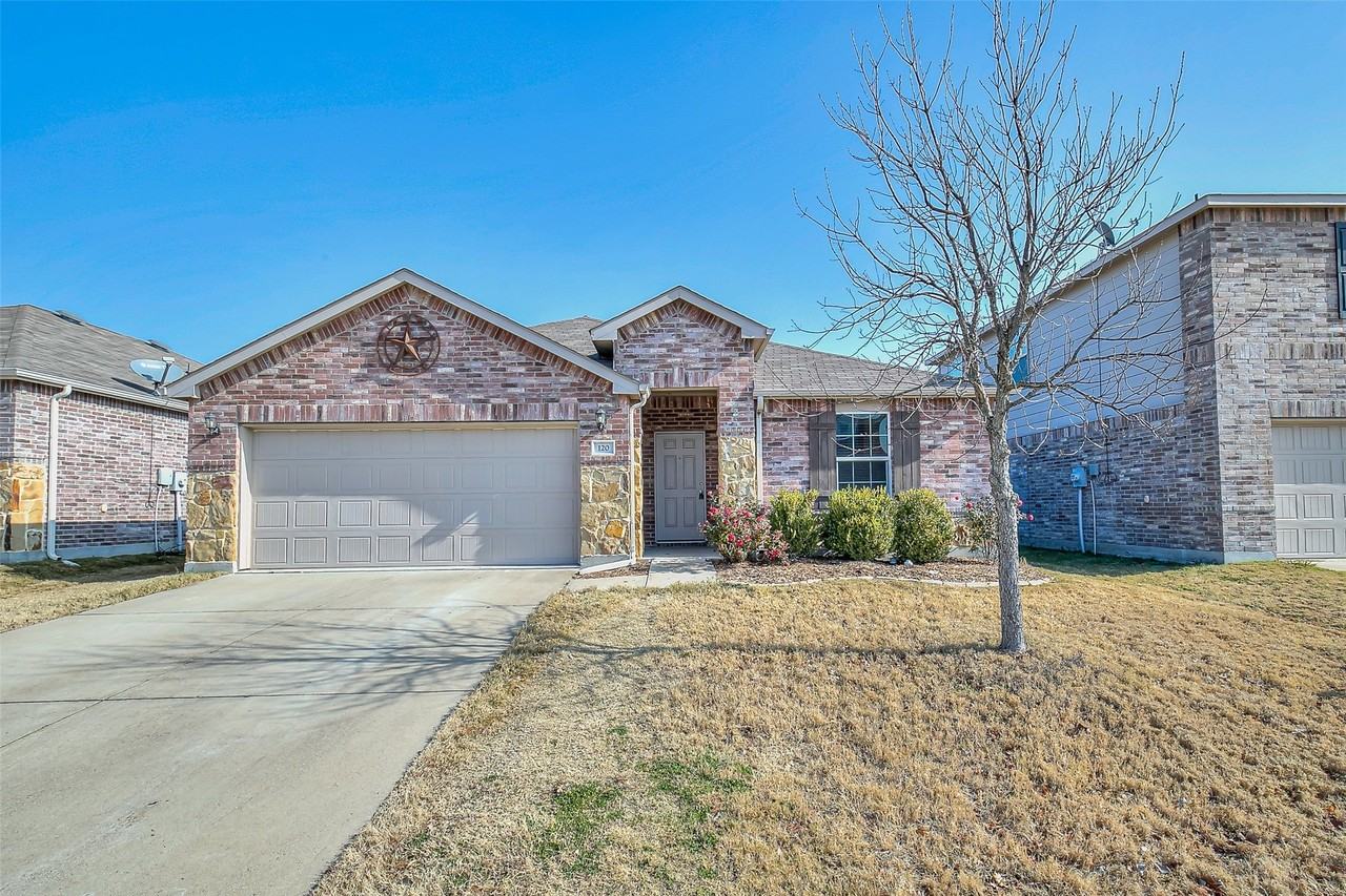 120 Abelia Dr - Photo 2 of 34