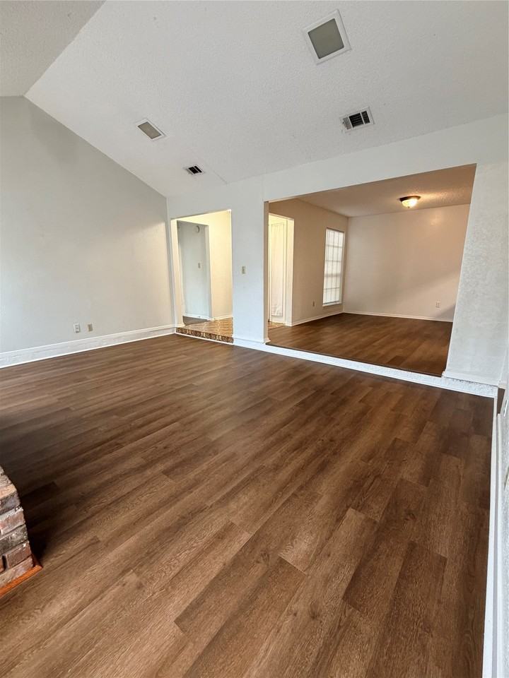 7223 Fuller Cir - Photo 5 of 26