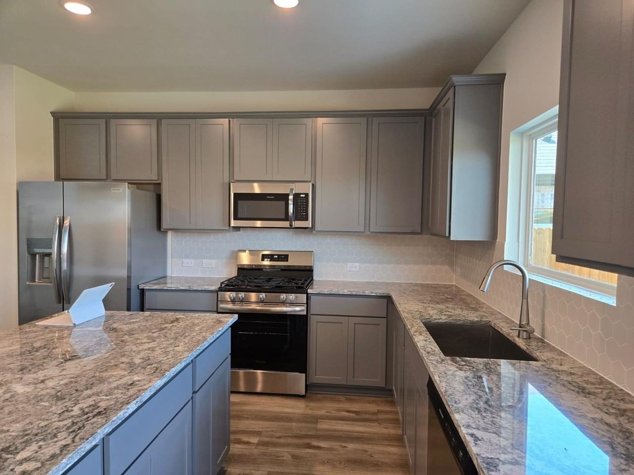 508 Weller Rd - Photo 4 of 16