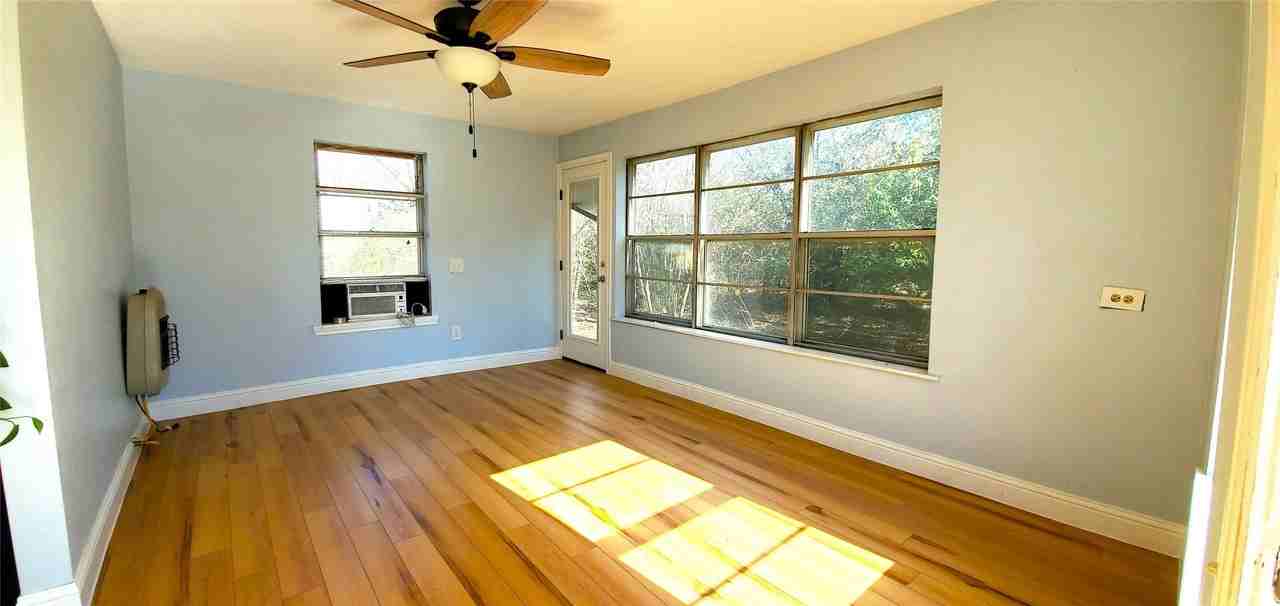 2604 N Locust St #100 - Photo 4 of 15