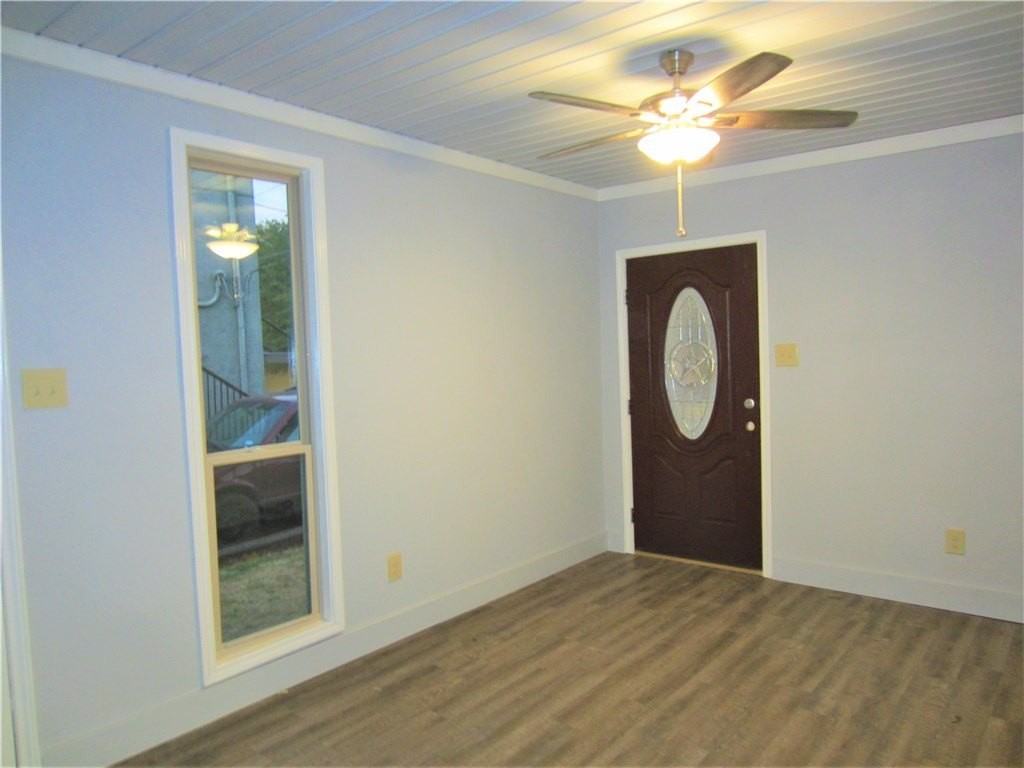 501 Mounts Ave - Photo 3 of 15