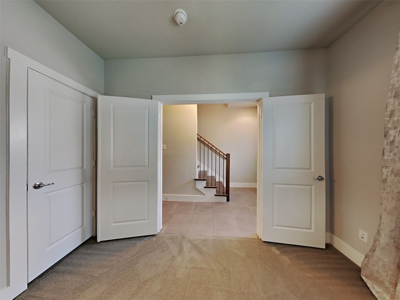 1318 Palm Springs Ln - Photo 6 of 16