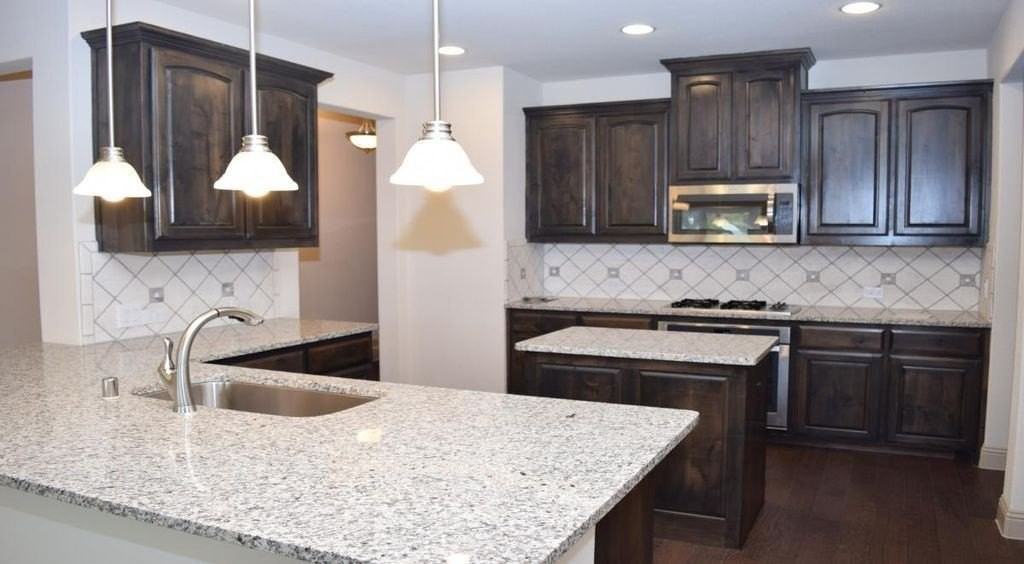 1247 Wiltshire Dr - Photo 6 of 19