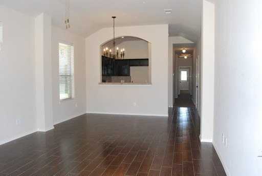 315 Orbit Dr - Photo 2 of 12