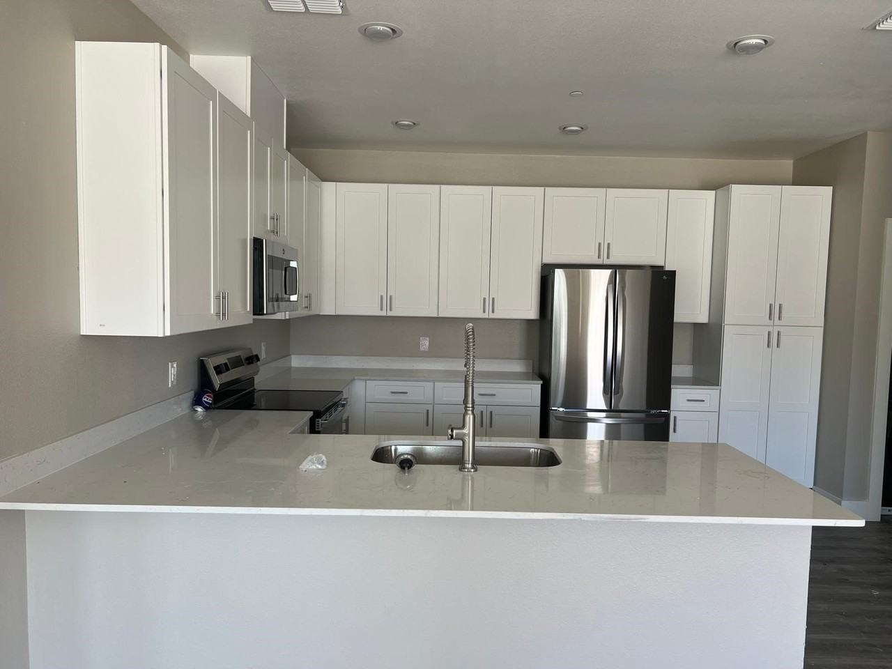 405 Richlands Way - Photo 5 of 20